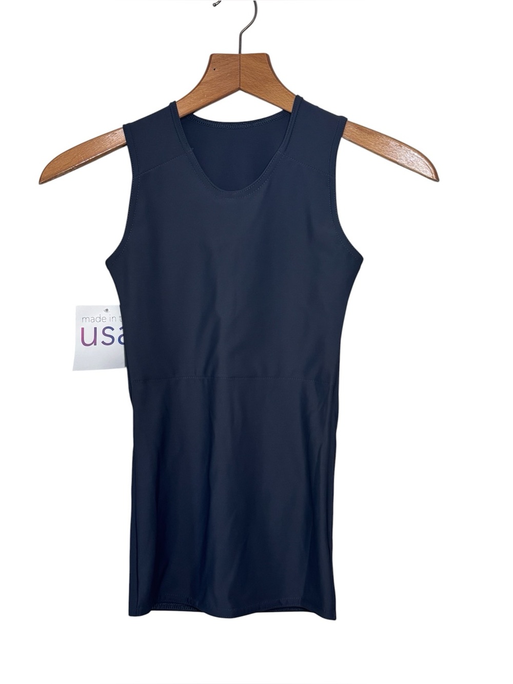 gc2b Dark Gray Tank Binder, unisex size small. NWT